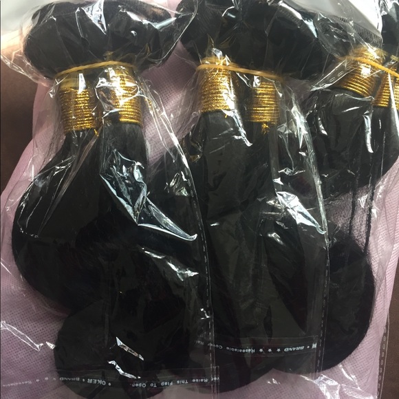 3pack Brazilian Virgin hair (10 inches) - Picture 2 of 3